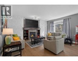 Primary Bedroom - 12 Crestridge Rise Sw, Calgary, AB T3B0M1 Photo 7
