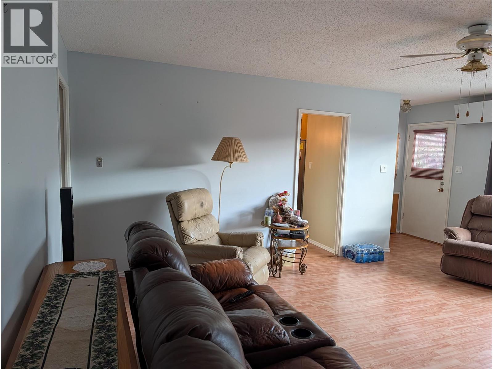 8893 Holding Road - 12