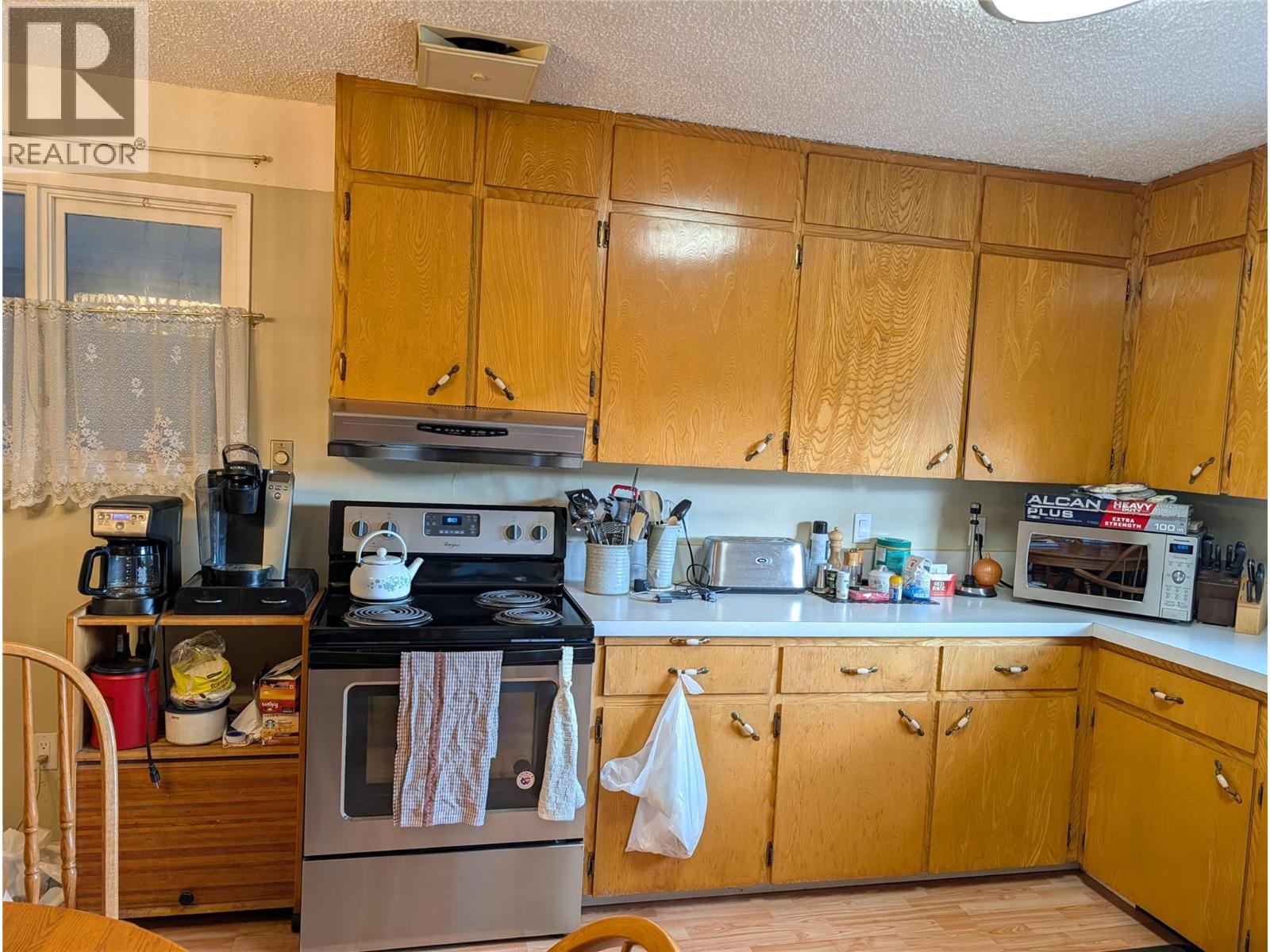 8893 Holding Road - Image 5