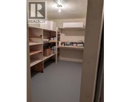 8893 Holding Road, Adams Lake, BC V0E1M2 Photo 27