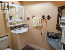 8893 Holding Road, Adams Lake, BC V0E1M2 Photo 32