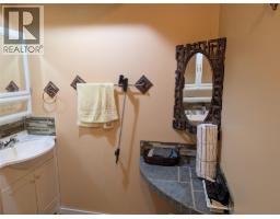 8893 Holding Road, Adams Lake, BC V0E1M2 Photo 33