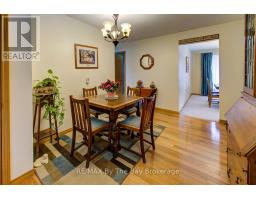 Family room - 229 Datas Drive E, Clearview, ON L0M1S0 Photo 11