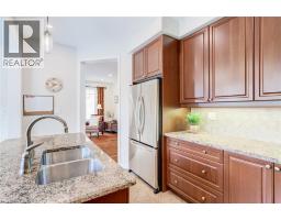 Eat in kitchen - 3244 Steeplechase Drive, Burlington, ON L7M0C5 Photo 10