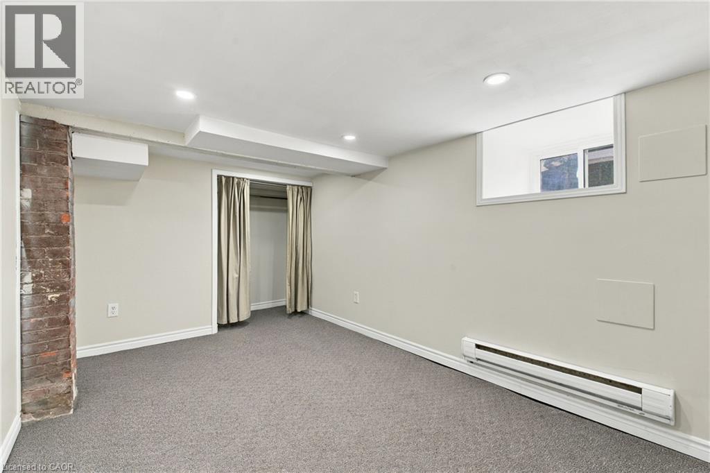 100 BALSAM Avenue S, Hamilton — photo 12