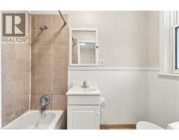 100 Balsam Avenue S, Hamilton, ON L8M3B3 Photo 24