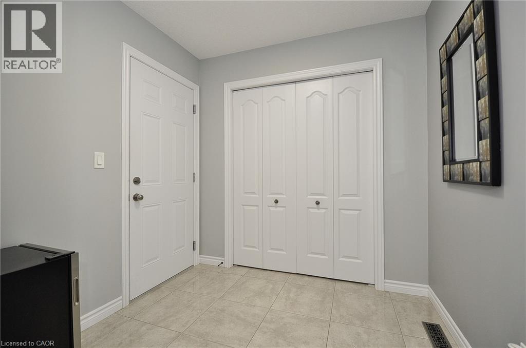 82 CURTIS Street - Image 18