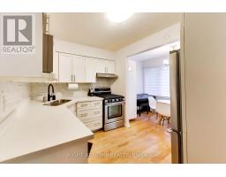 Bedroom 2 - 3 - 46 Three Valleys Drive, Toronto, ON M3A3B5 Photo 6
