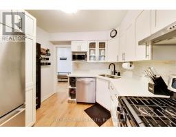 Bedroom - 3 - 46 Three Valleys Drive, Toronto, ON M3A3B5 Photo 8