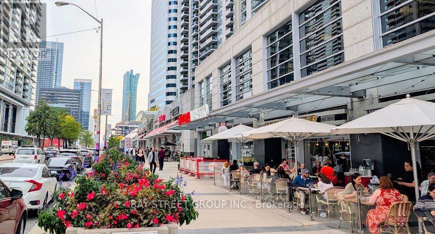 Photo of 1812 - 4978 YONGE STREET