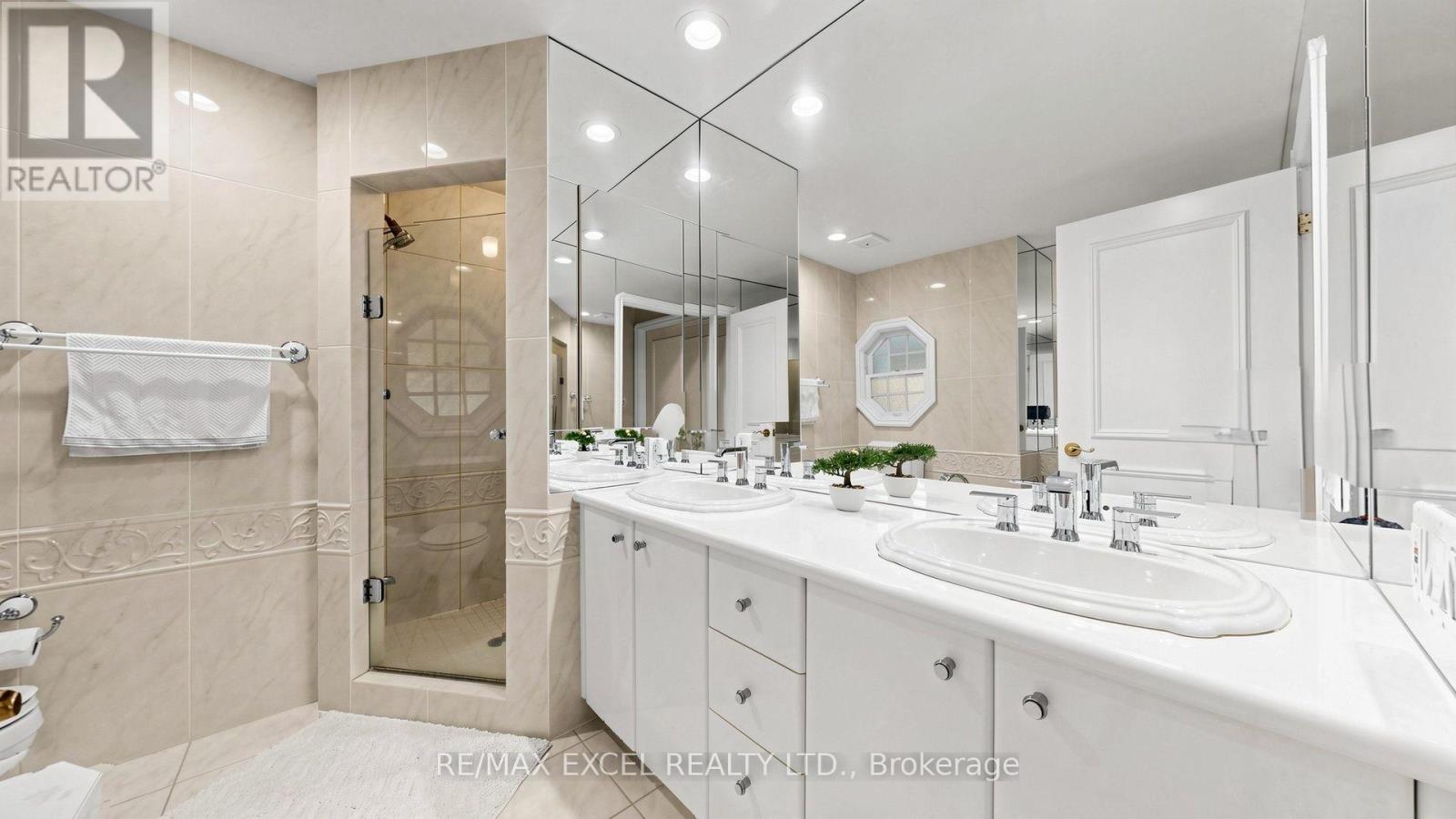 131 BURBANK DRIVE - Image 26
