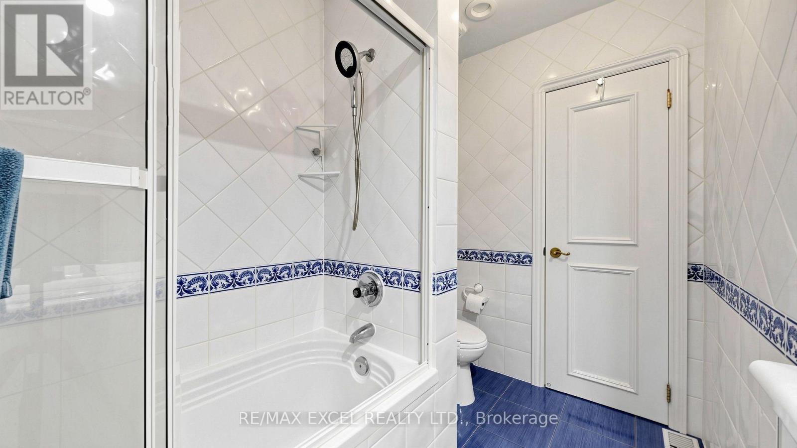 131 BURBANK DRIVE - Image 33