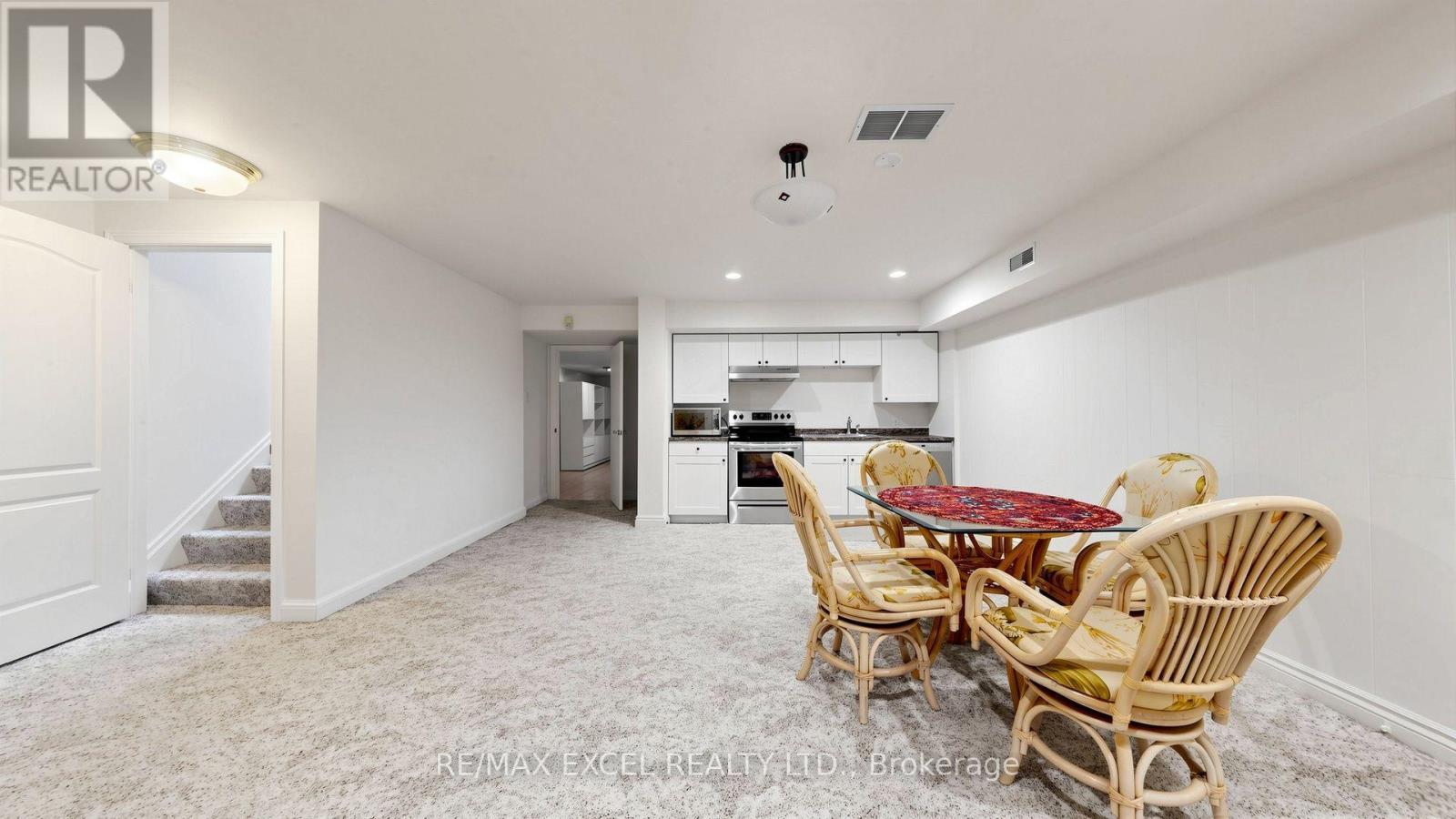 131 BURBANK DRIVE - Image 39