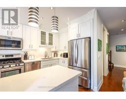 Th9 - 21 Burkebrook Place, Toronto, ON M4G0A2 Photo 11