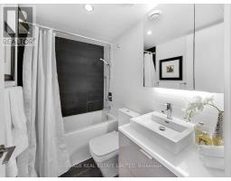 1205 - 170 Bayview Avenue, Toronto, ON M5A0M4 Photo 6