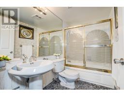 Ph111 - 1101 Steeles Avenue W, Toronto, ON M2R3W5 Photo 18
