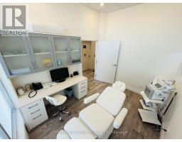125 - 701 Sheppard Avenue W, Toronto, ON M3H0B2 Photo 9