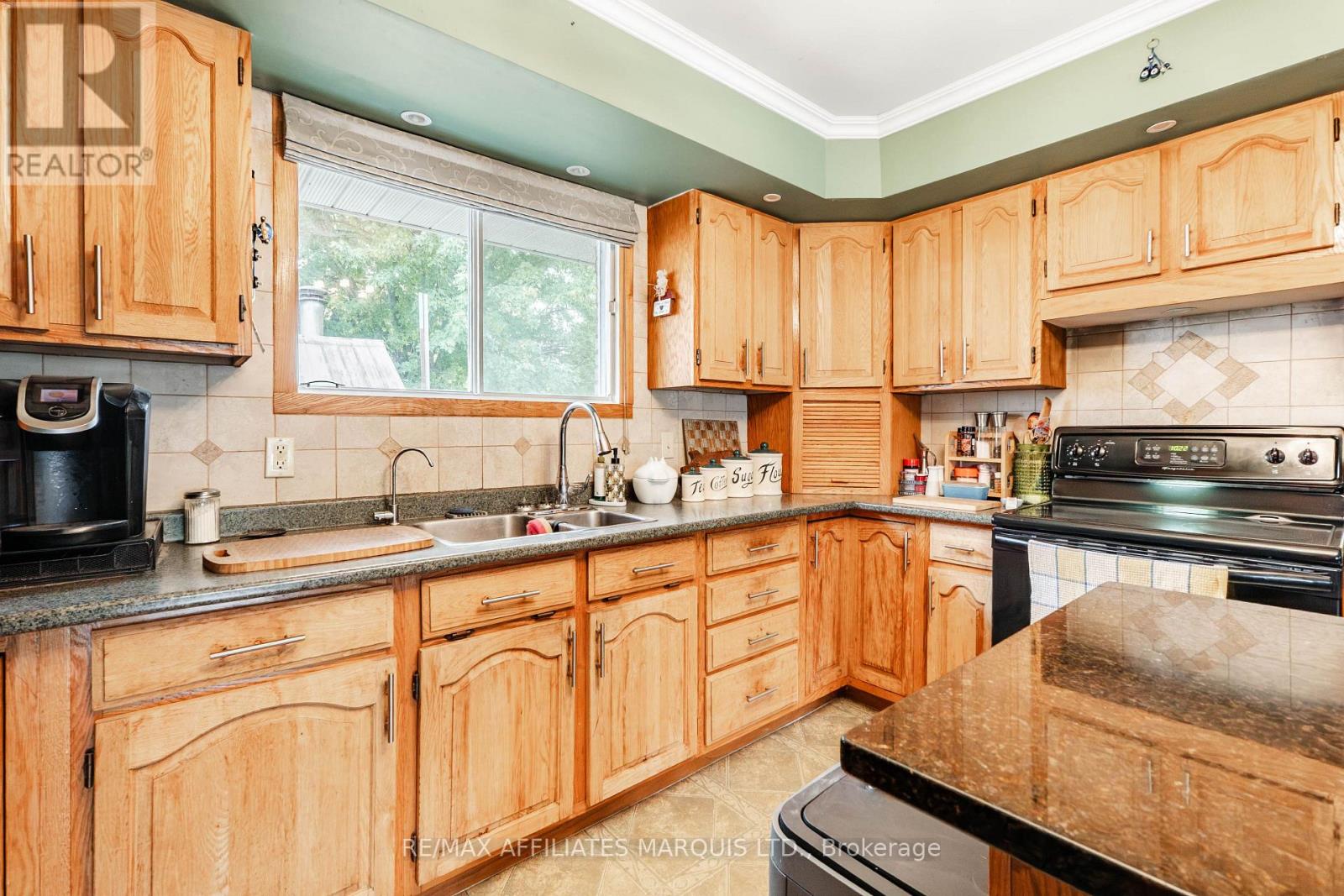 114 ST GEORGE STREET W - Image 8