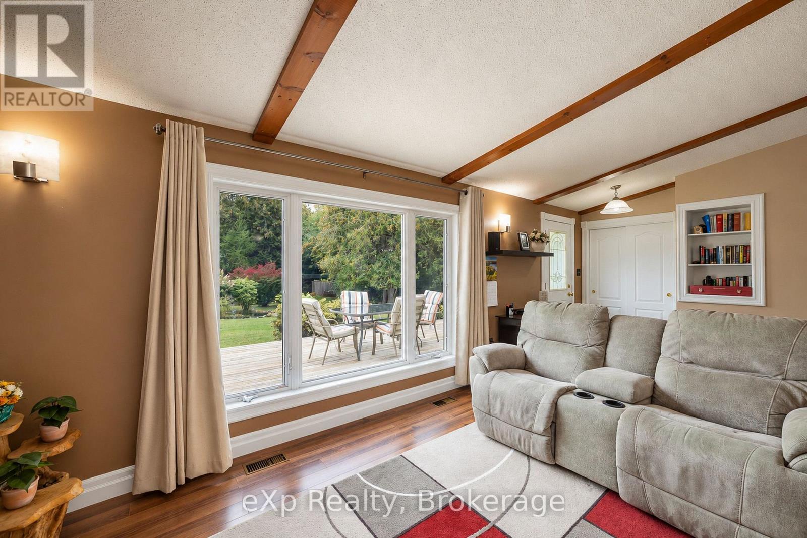 350144 BAYSHORE ROAD - 5