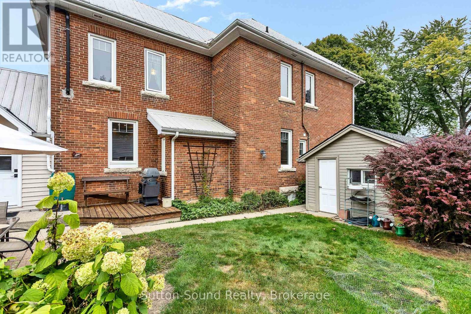 2344 3RD AVENUE W - 7