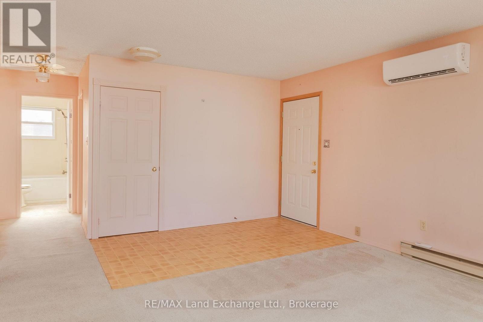 #20 303 WATERLOO STREET - 2