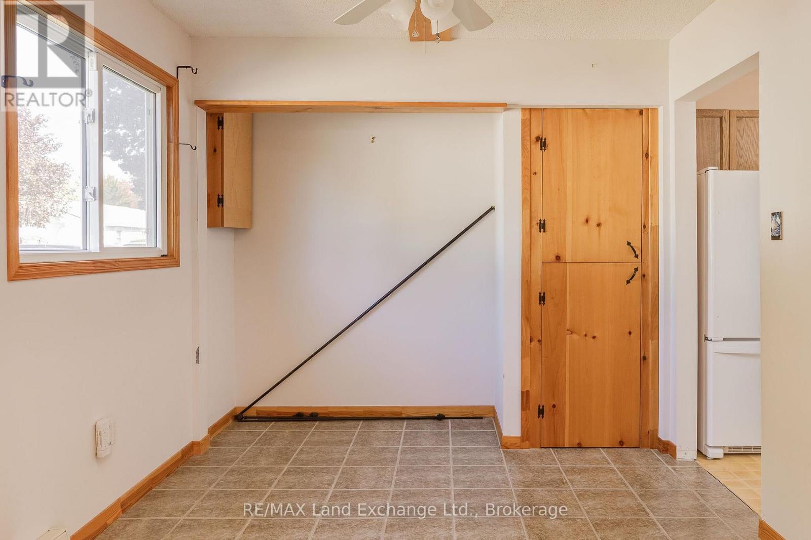 #20 303 WATERLOO STREET - Image 5