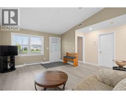 29 Maple Trail Lane, photo 4