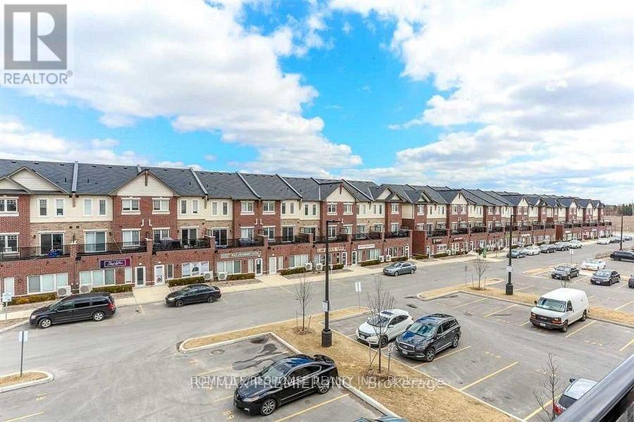 #313 54 SKY HARBOUR DRIVE - Image 19