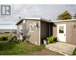 Sunroom - 12240 Shore Road, Port George, NS B0S1P0 Photo 7