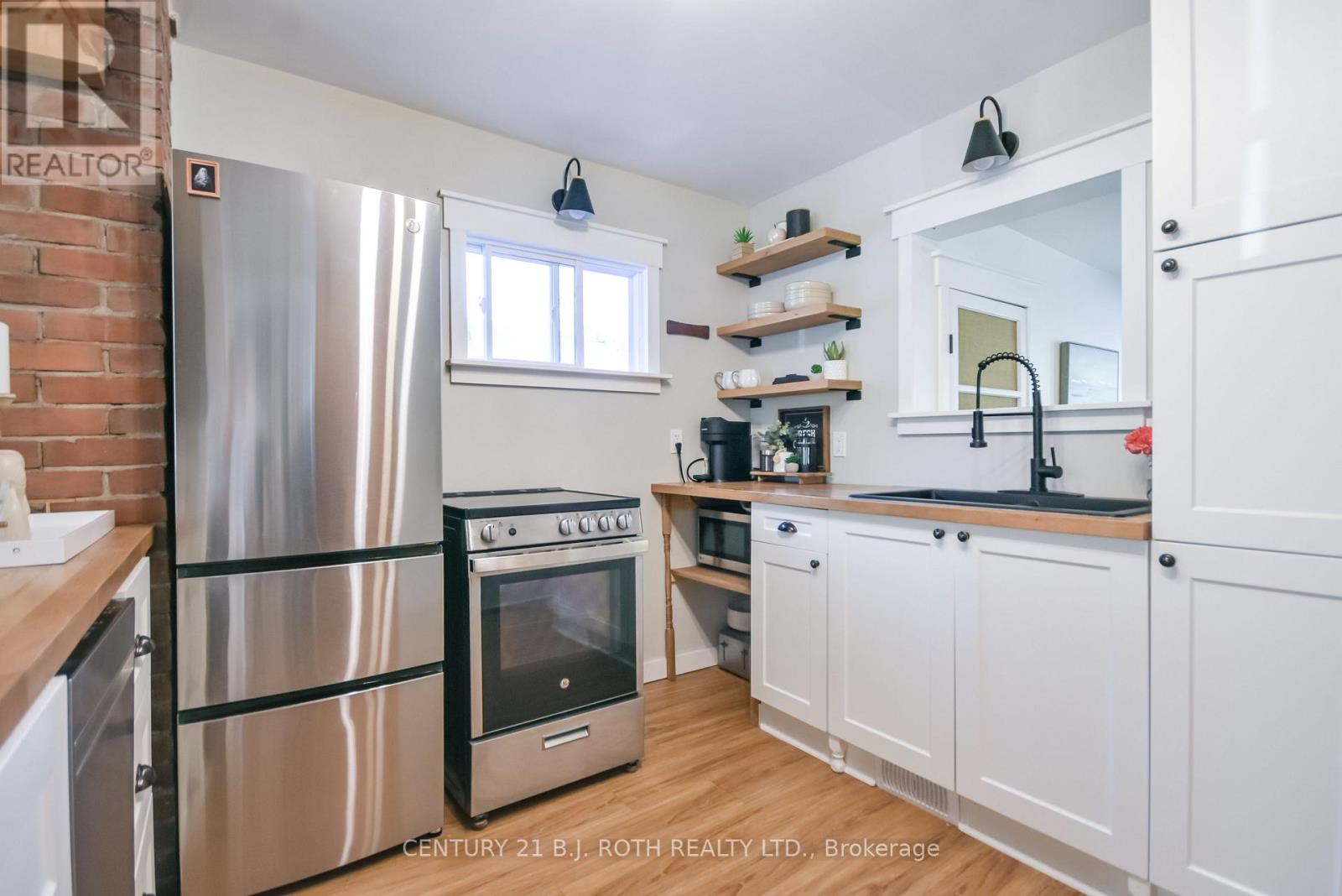 3358 MUSKOKA STREET - 9