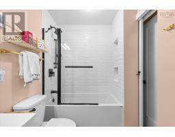 104 215 King Street, Bridgewater, NS B4V1A6 Photo 24