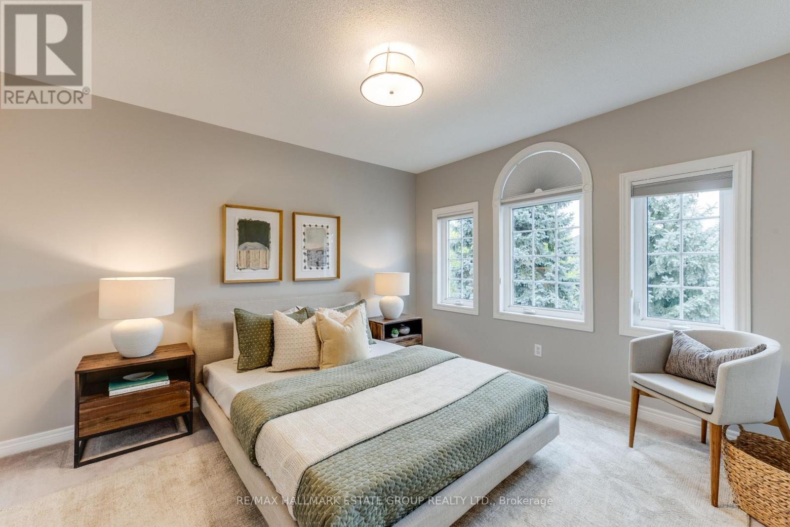 25 DEWBOURNE PLACE - Image 31