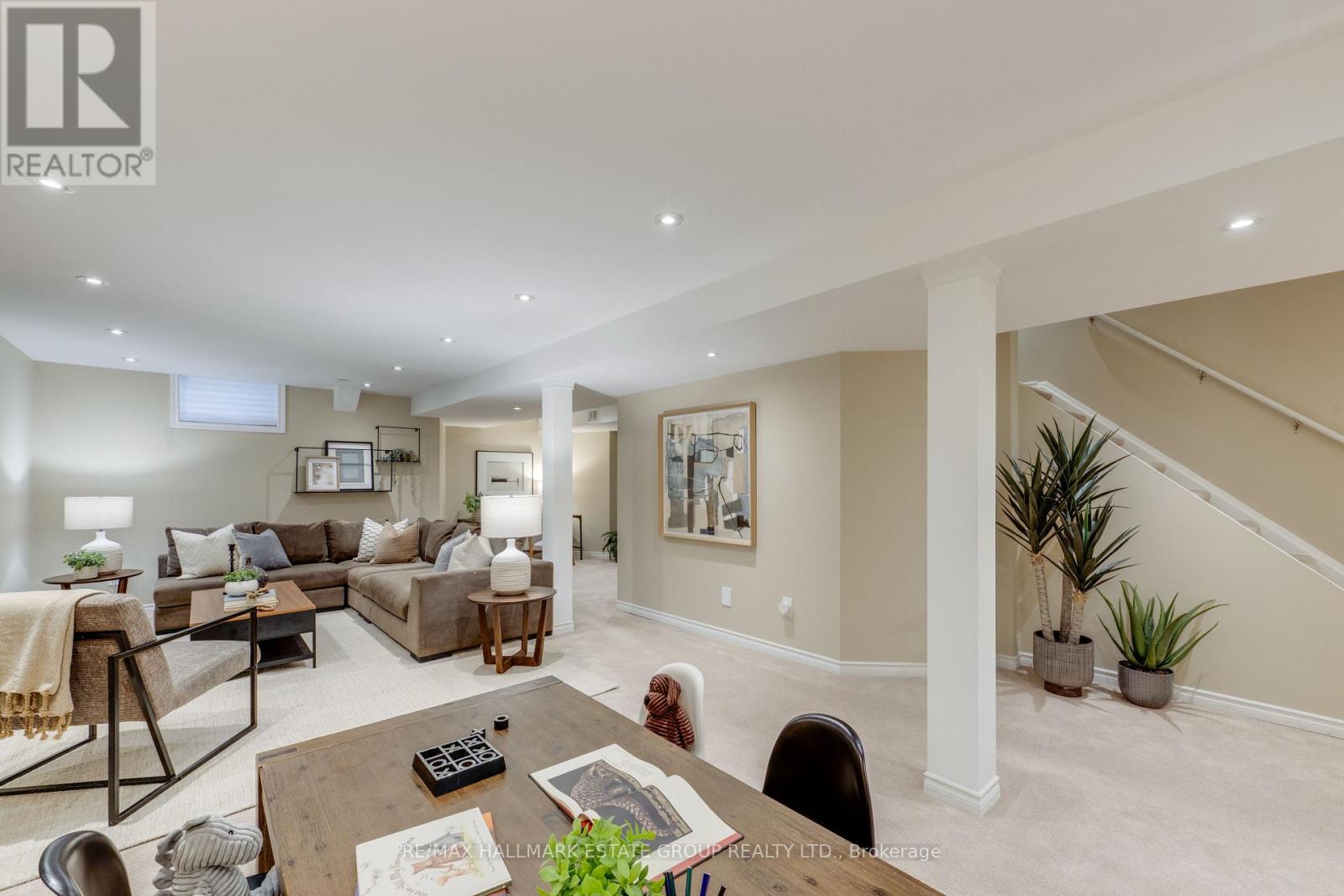 25 DEWBOURNE PLACE - Image 41