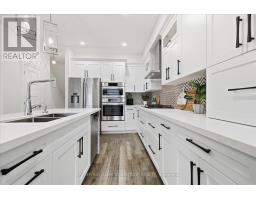 85 Sarah Ashbridge Avenue, Toronto, ON M4L3Y1 Photo 16