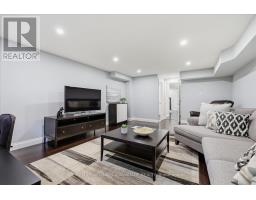 85 Sarah Ashbridge Avenue, Toronto, ON M4L3Y1 Photo 39