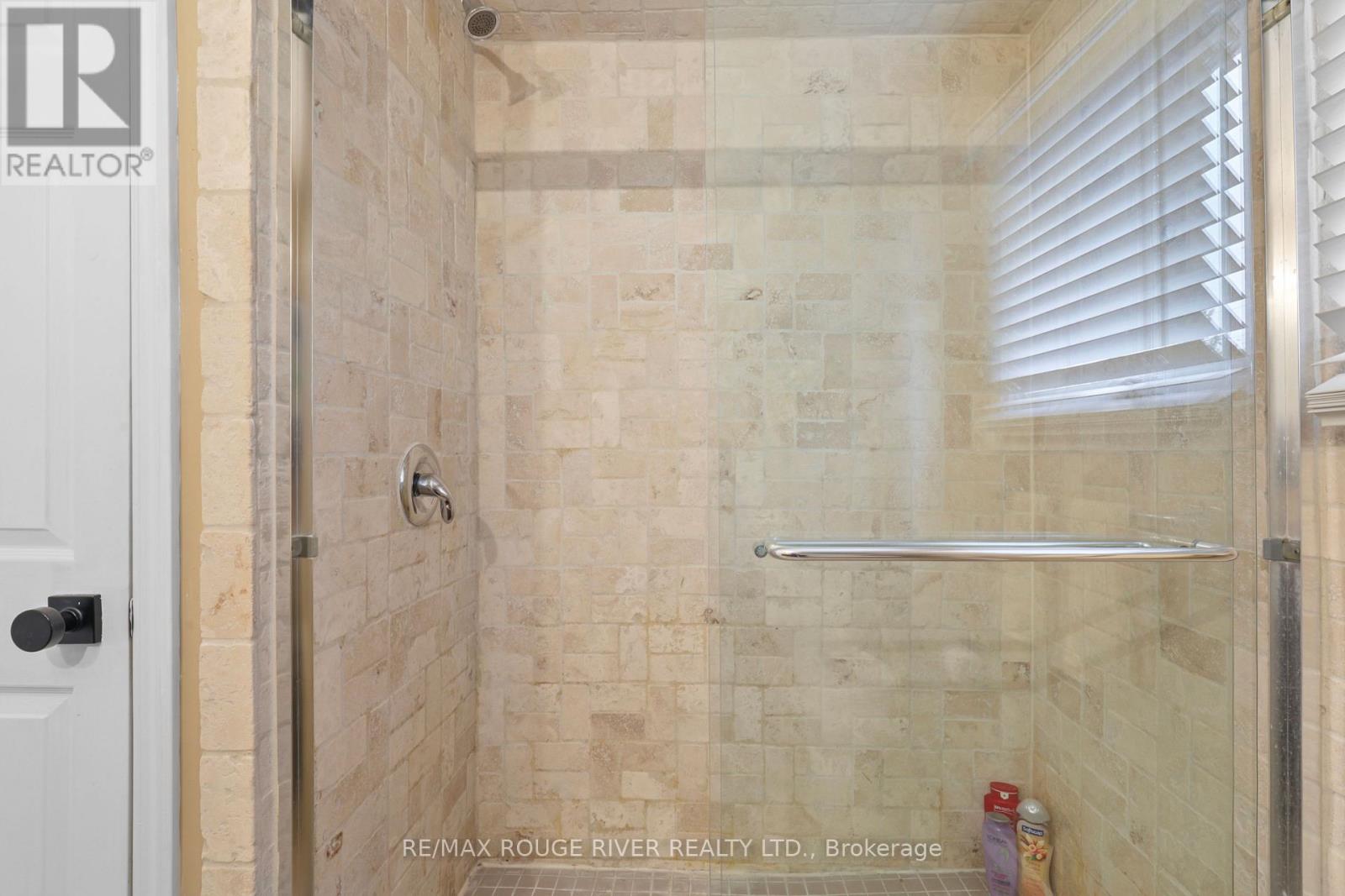 648 Cognac Crescent, Pickering, ON photo 28
