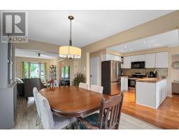 Kitchen - 648 Cognac Crescent, Pickering, ON L1X1L8 Photo 6