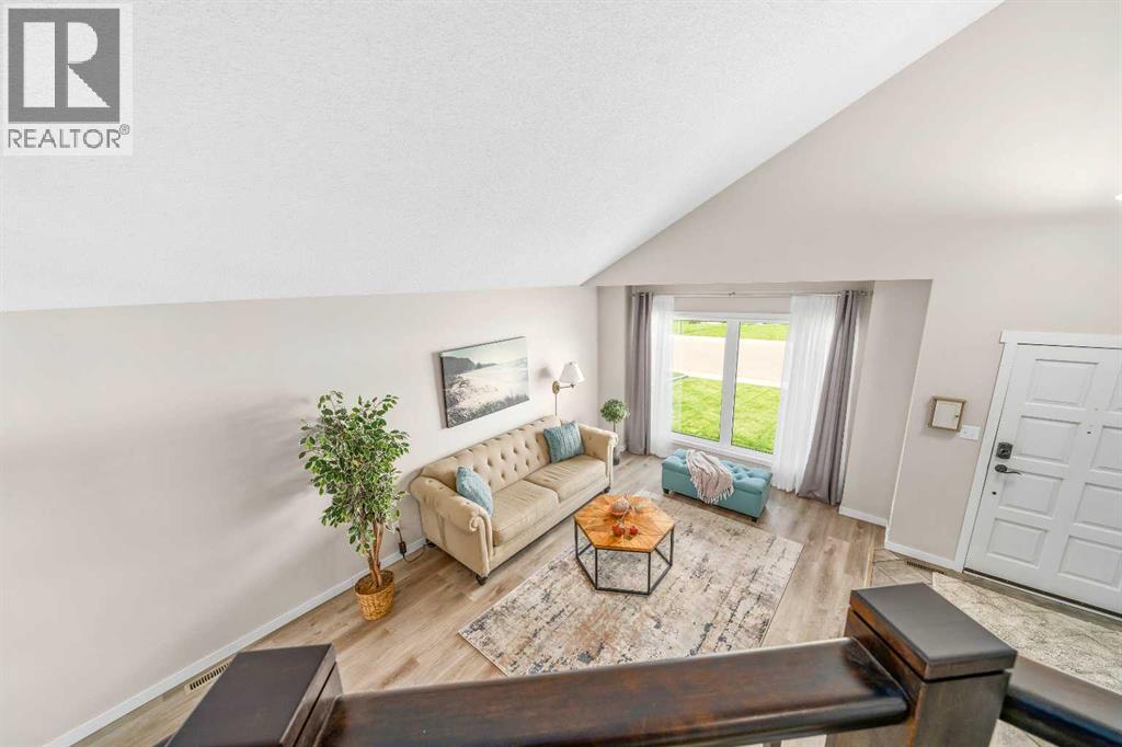 11 Taylor Crescent SE - 19