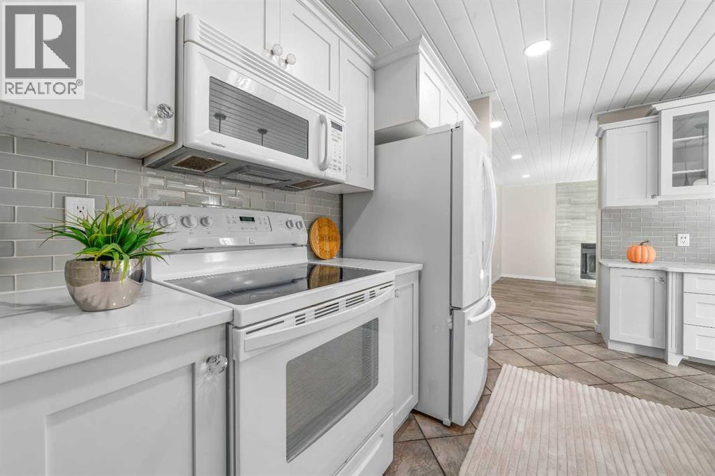 11 Taylor Crescent SE - 8