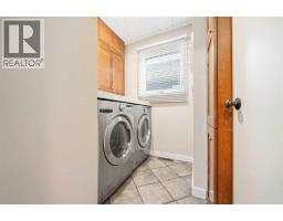 3pc Bathroom - 11 Taylor Crescent Se, Medicine Hat, AB T1B3X5 Photo 15