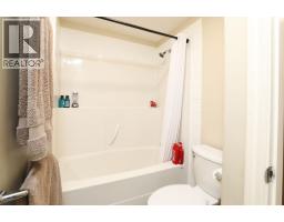 14 Centennial Place, Magrath, AB T0K1J0 Photo 31