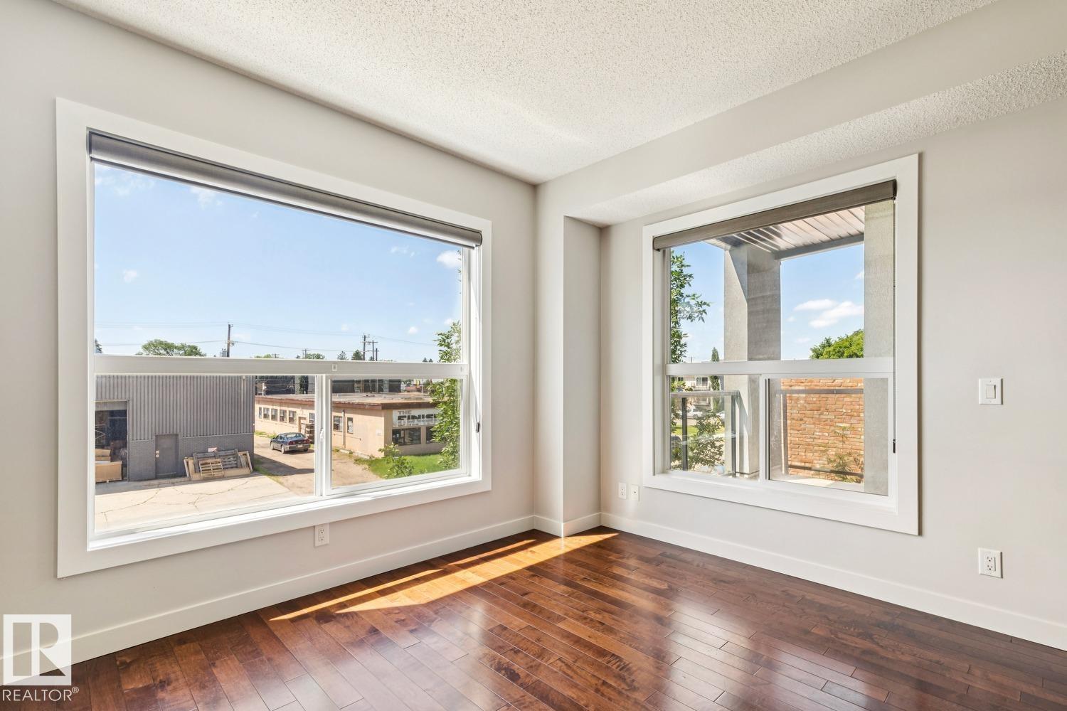 #217 10523 123 ST NW - 8