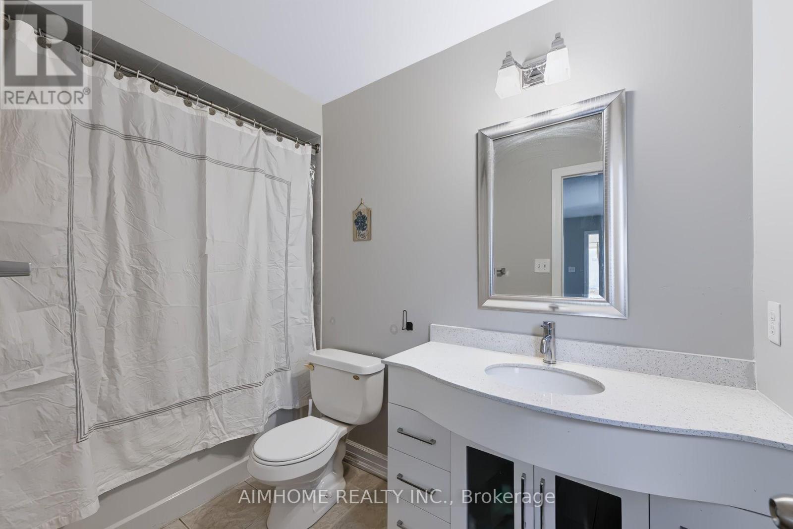 168 KEN LAUSHWAY AVENUE - 20