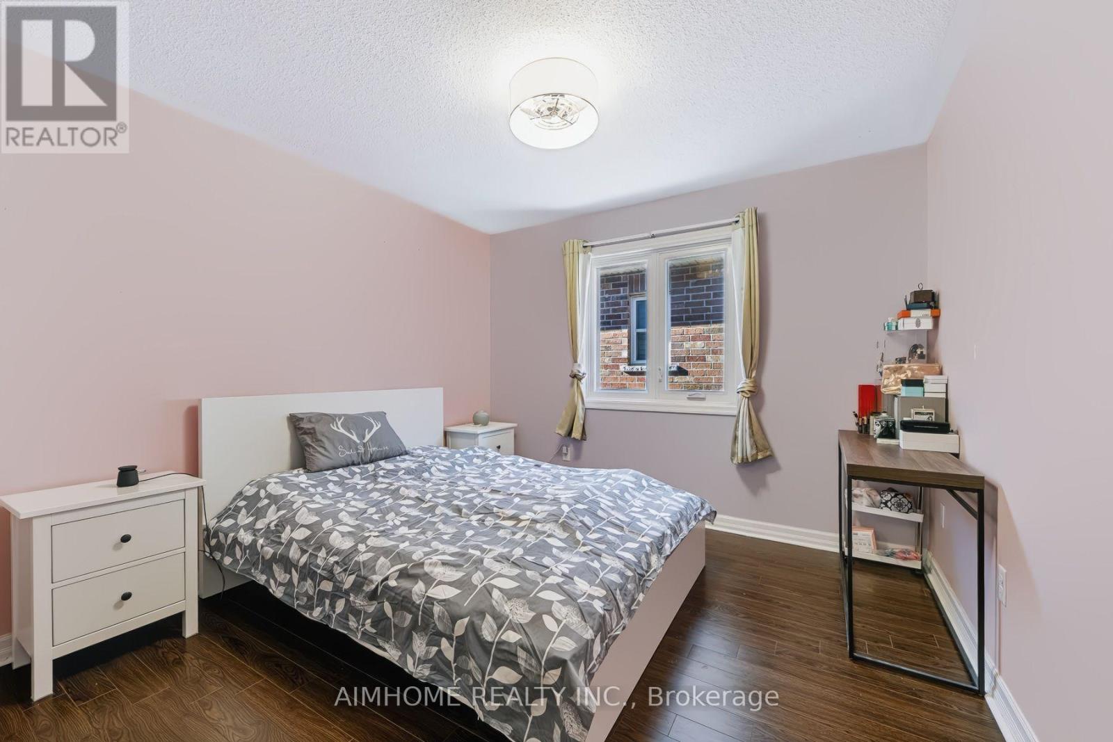 168 KEN LAUSHWAY AVENUE - 23
