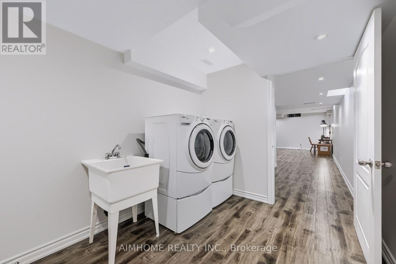 168 KEN LAUSHWAY AVENUE - 26