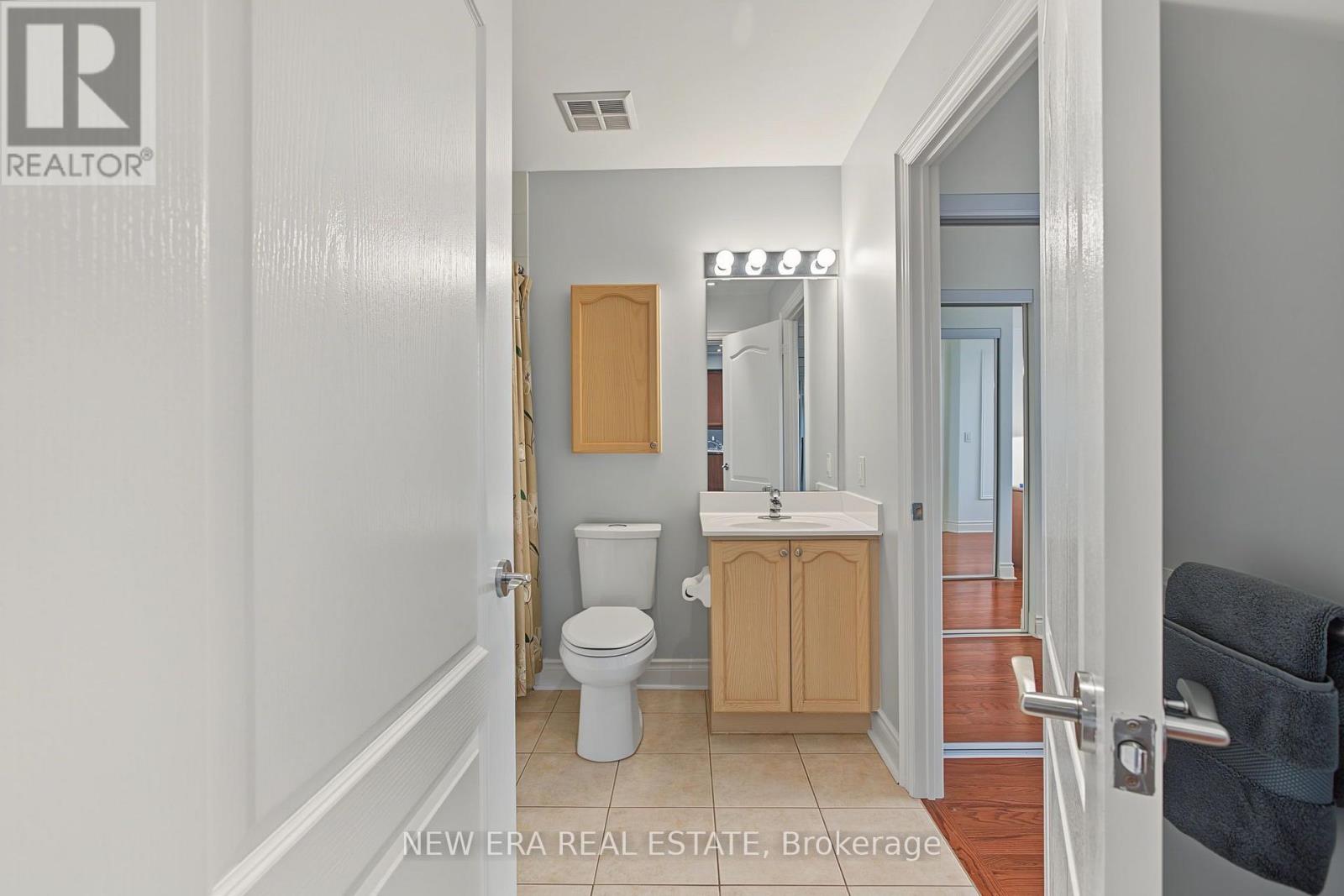 #PH20 8201 ISLINGTON AVENUE - 20