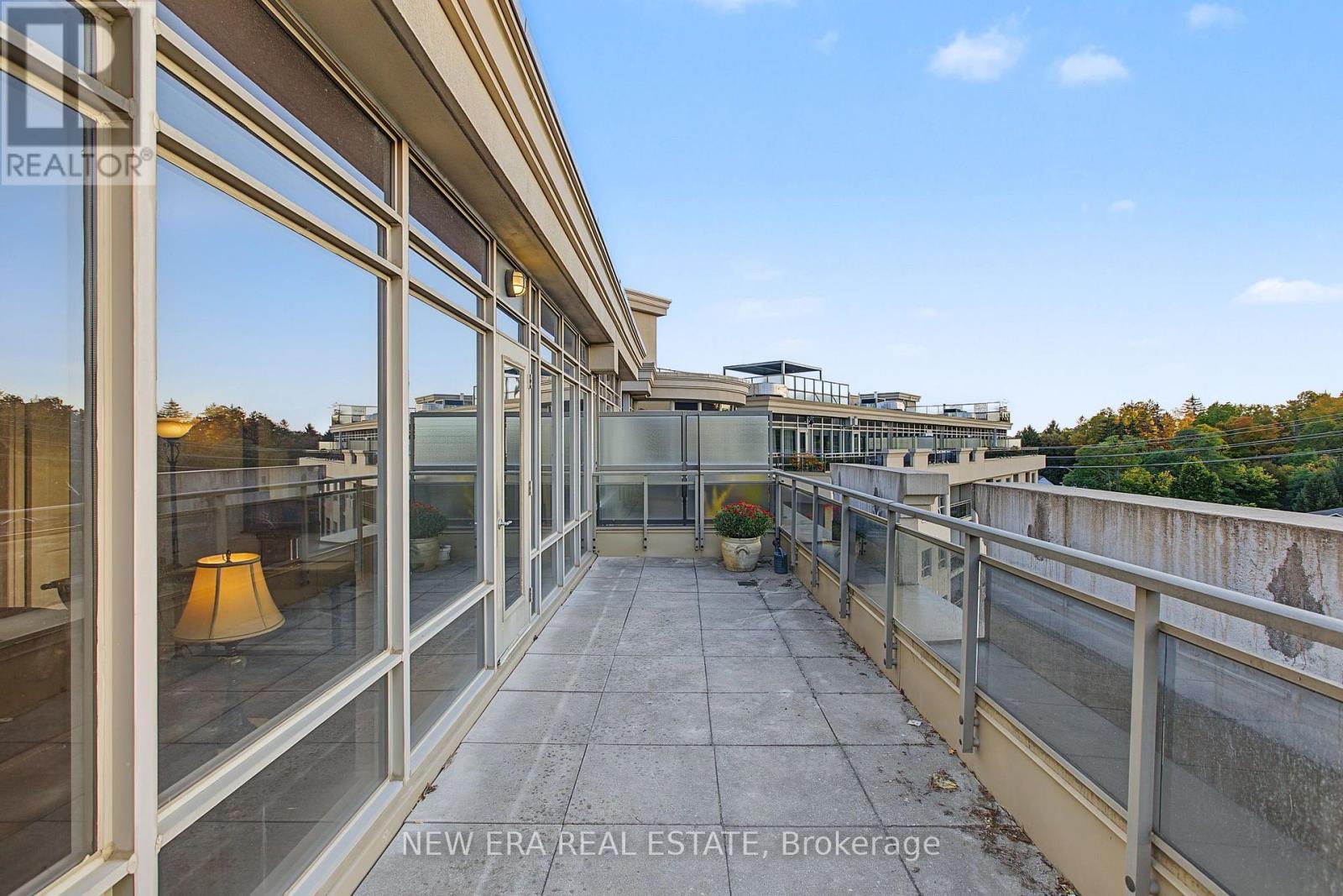#PH20 8201 ISLINGTON AVENUE - 24
