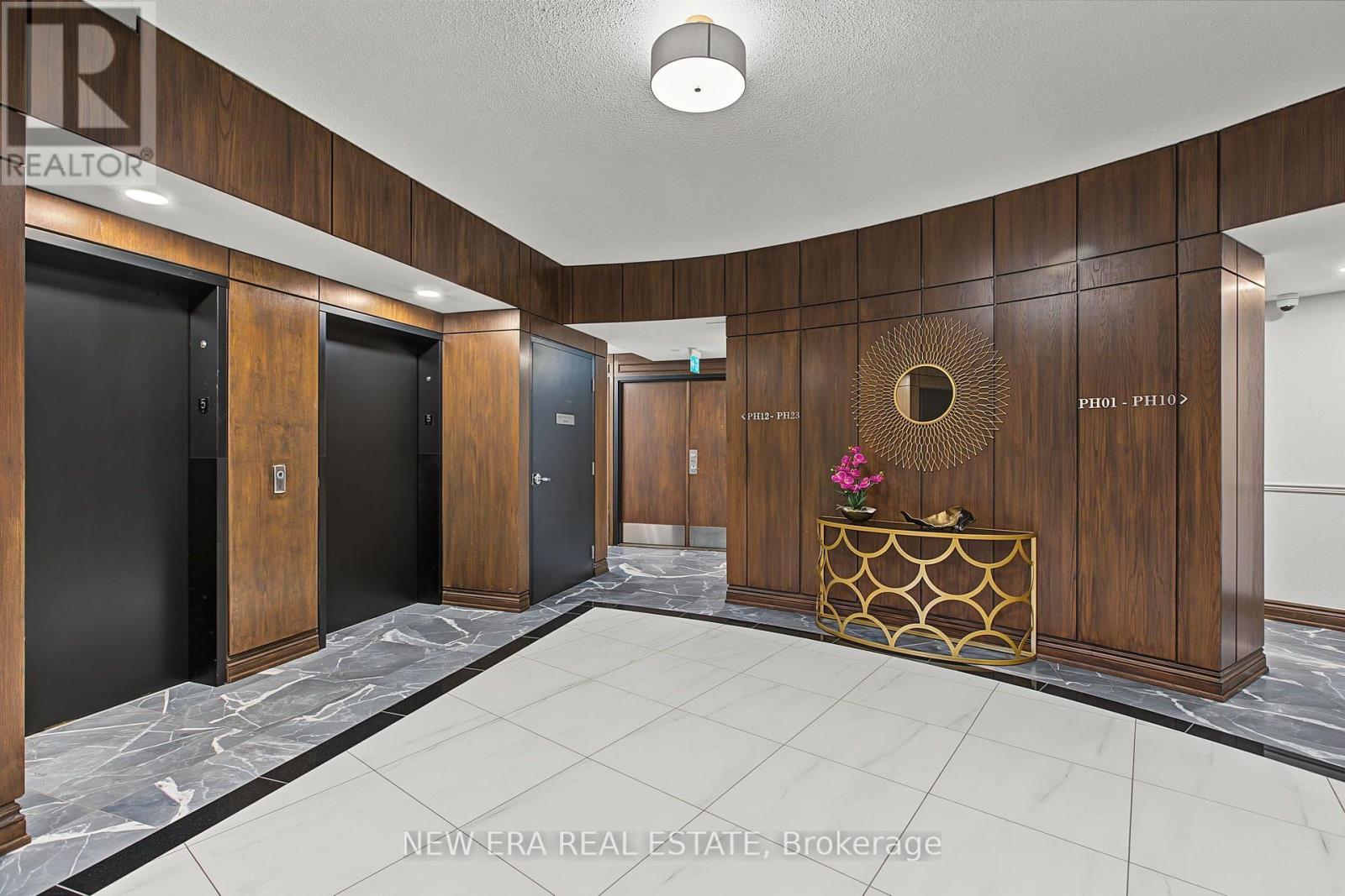 #PH20 8201 ISLINGTON AVENUE - 4