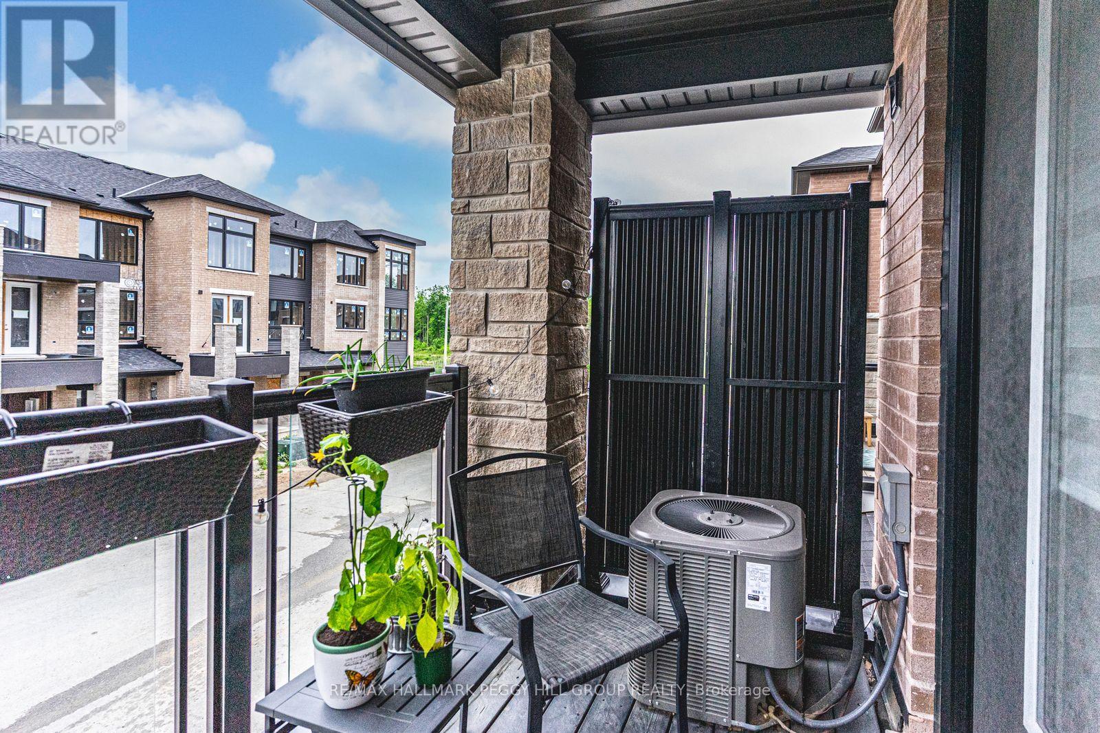 9 Red Maple Lane, Barrie photo 10