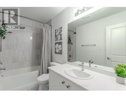 9 Red Maple Lane, Barrie, ON L9J0N4 Photo 6